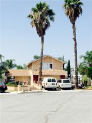 1057 Hawthorne St, Bloomington, CA 92316-1544