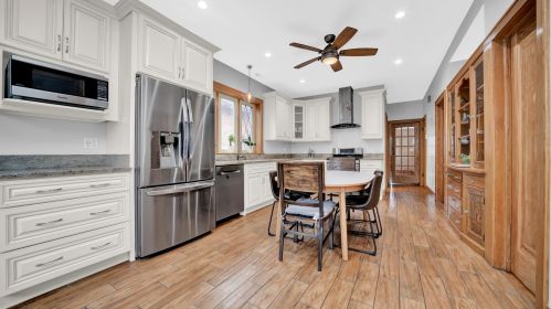 4843 Keeler Ave, Chicago, IL 60630-2711