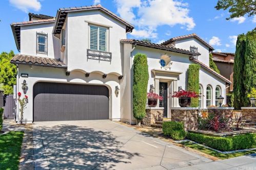 22 Roshelle Ln, San Juan Capistrano, CA 92694-1444