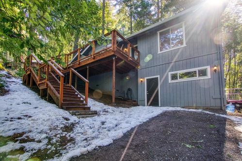 24111 Birch Ter, Willits, CA 95490-9505