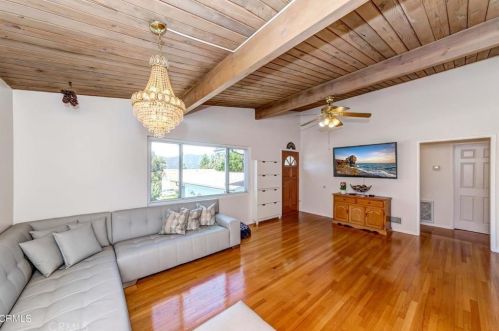 3117 Harmony Pl, Glendale CA  91214-1315 exterior