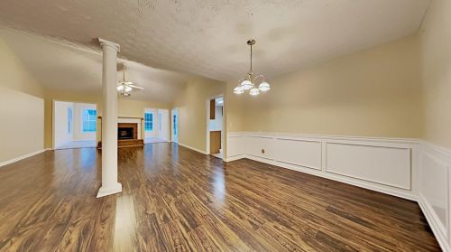 3549 Garden Manor Dr, Loganville, GA 30052-8233