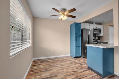 4621 Calle Del Palo, Oceanside CA  92057-5217 exterior