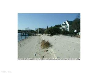 937 Little Bay Ave, Norfolk, VA 23503-1307