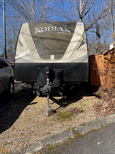 1098 Mountain Shadows Dr, Cleveland, GA 30528-1744