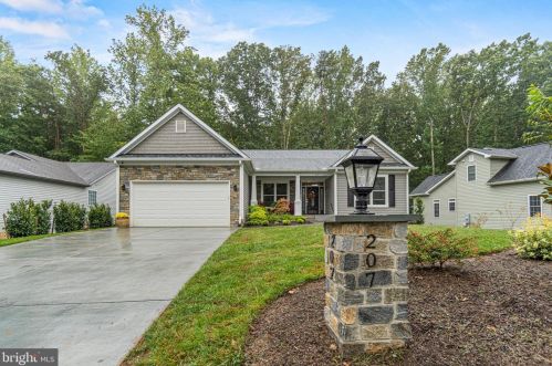 207 Beachside Cv, Locust Grove VA  22508-5365 exterior