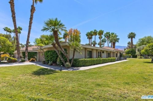 2311 Silver Oak Cir, Palm Springs, CA 92264-8630