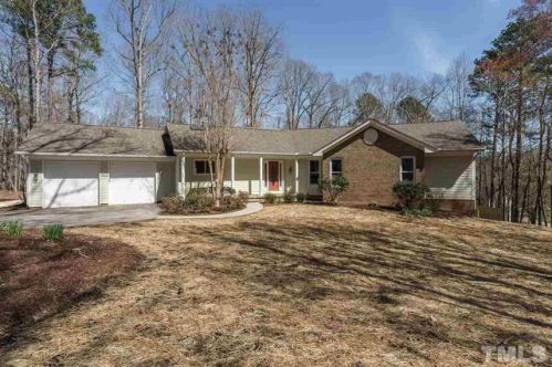 8424 Tree Haven Dr, Apex, NC 27539-7635