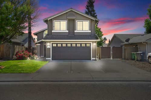 1806 Camphor Way, Lodi, CA 95242-4458