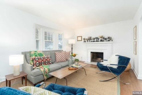 28 Fairway St, Bloomfield, NJ 07003-5515