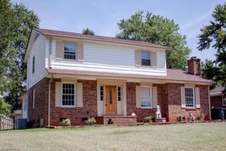 5302 Broadmoor Pl, Greensboro, NC 27410-3421