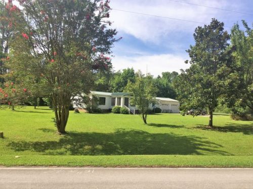 23 Beards Creek Dr, Arapahoe, NC 28510-9551