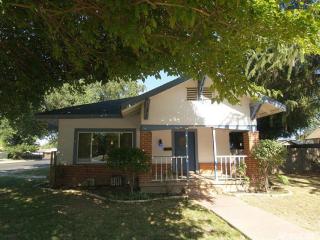 958 El Vecino Ave, Modesto, CA 95350-6062