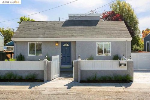916 Bataan Ave, Berkeley, CA 94710-1820