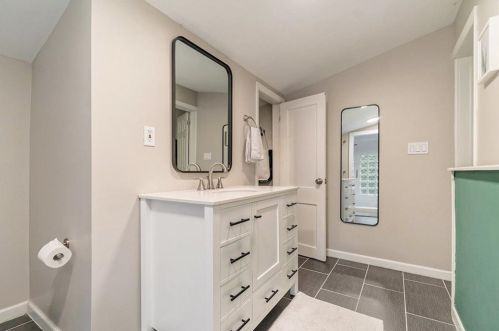 1638 Carroll Dr, Atlanta GA  30318-3608 exterior