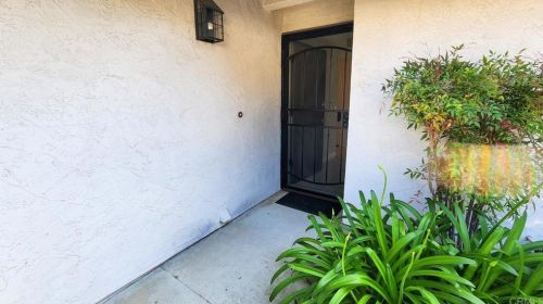 209 Eveningside Gln, Escondido, CA 92026-1314