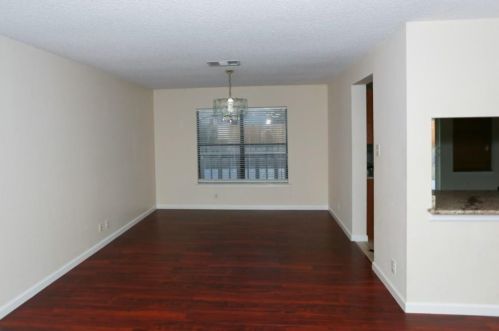 1232 Dexford Dr, Austin TX  78753-1602 exterior