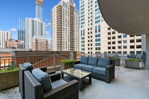 600 Dearborn St, Chicago IL  60605-1821 exterior