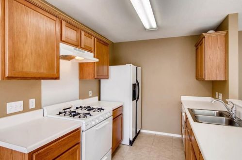 1143 Emmitt Run, Austin TX  78721-3028 exterior