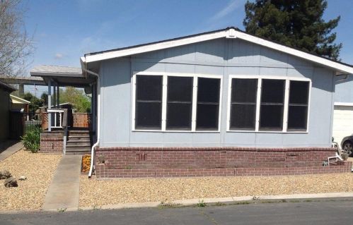 10 Softwind Dr, Lodi, CA 95242-9522