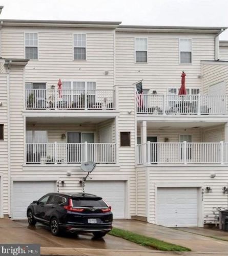 5013 Anchorstone Dr, Woodbridge, VA 22192-5360