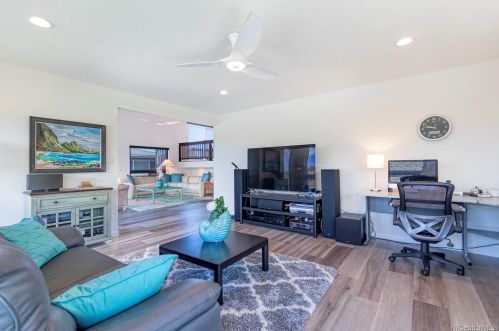 5307 Poola St, Honolulu HI  96821-1536 exterior