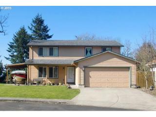 525 10th St, Kalama, WA 98625-9821