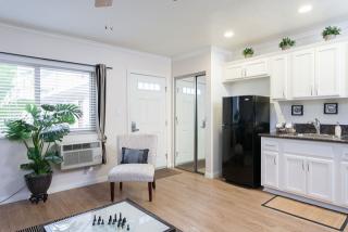 901 Harbor Blvd, Santa Ana CA  92704-1602 exterior