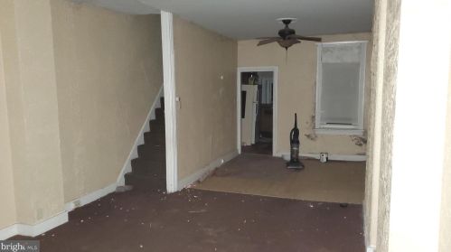 1441 Vernon St, Harrisburg, PA 17104-1182