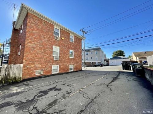 175 Quincy Ave, Kearny NJ  07032-3472 exterior