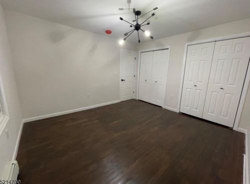 46 Edgewood Rd, Skyline Lakes NJ 07456-1911 exterior