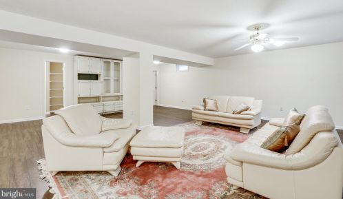 5424 Wooded Way, Columbia MD 21044-5722 exterior