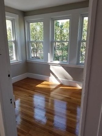 47 Park Ave Ext, Arlington MA 02474-2656 exterior