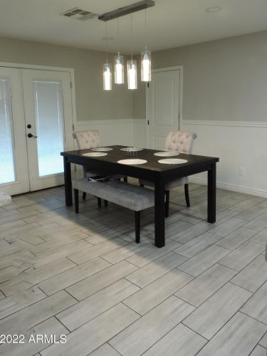 4001 61 St, Phoenix AZ 85033-1712 exterior