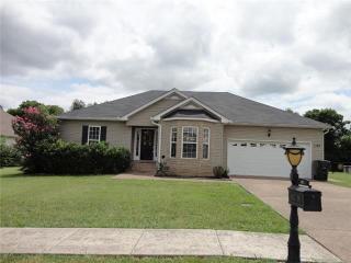 1183 Flt Stone Dr, Gallatin TN  37066-4668 exterior