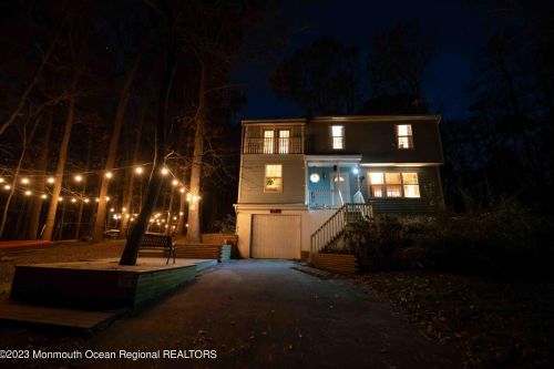 61 Lakeview Dr, Jackson Twp NJ 08527-2701 exterior