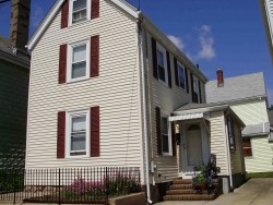 19 Murphy Ct, Newton, MA 02458-1222