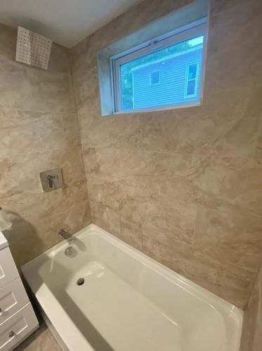 21 Sigel St, Worcester MA 01610-1824 exterior