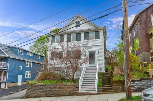 12 Moulton Rd, Arlington, MA 02476-6220