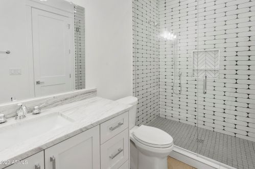 222 Belmont Ave, Phoenix AZ  85021-7229 exterior