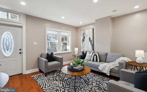 4513 Carlisle St, Philadelphia, PA 19140-1118