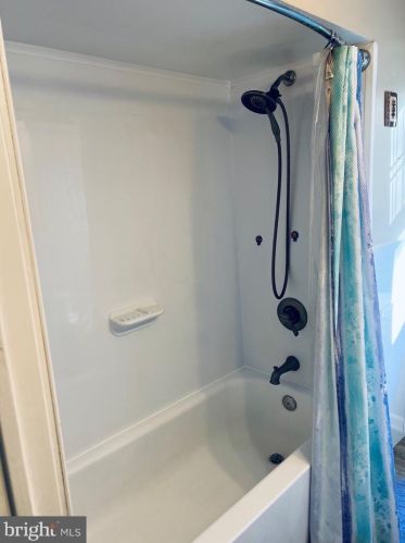 512 Pennsylvania Ave, West Deptford NJ 08063-1224 exterior