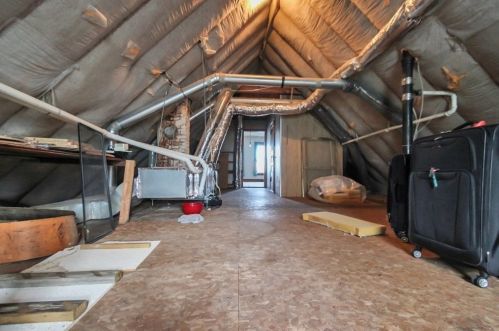 17 Pelham St, Methuen MA 01844-2017 exterior