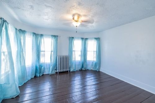 17 Pleasant St, Montgomery MA 01085-3719 exterior