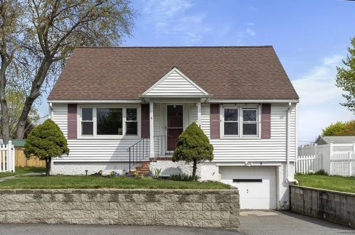 9 Weisner Pkwy, Methuen, MA 01844-5937