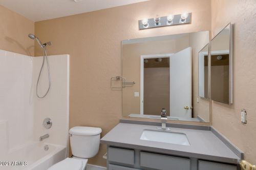 1534 Chambers St, Phoenix AZ 85040-4132 exterior