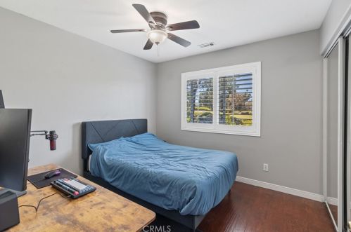 2 Bayfield, Irvine CA  92614-7907 exterior