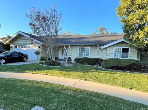 2541 Strong Pl, Anaheim CA  92806-5019 exterior