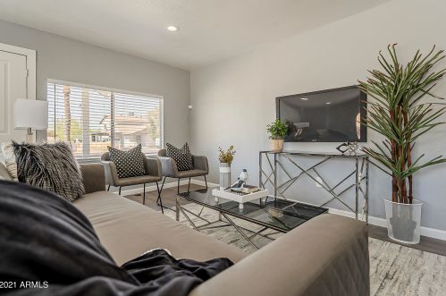 1307 Campbell Ave, Phoenix AZ  85013-2603 exterior