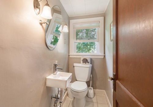 51 Rdg St, Arlington MA 02474-1706 exterior